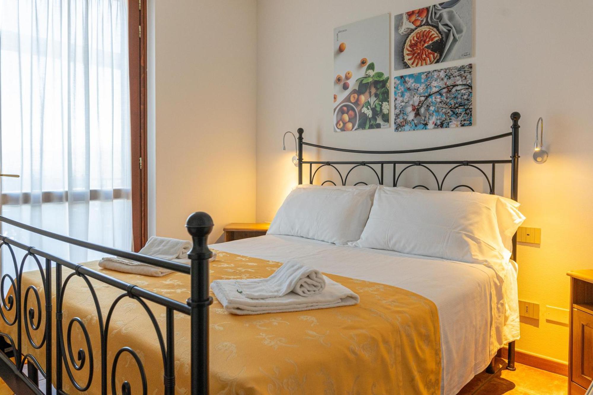 Agriturismo Il Giardino Degli Ulivi Lazise Exterior foto